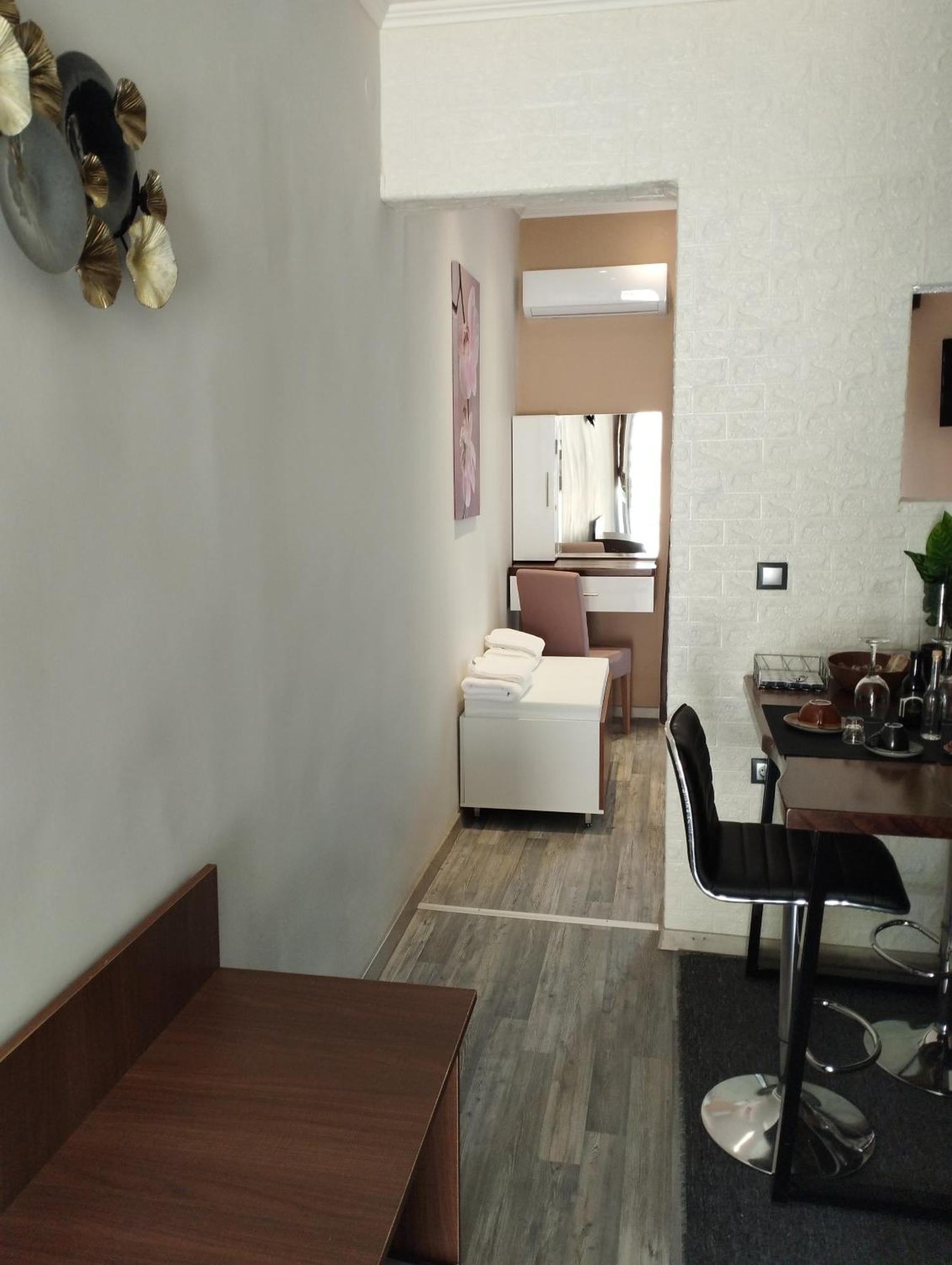 Εκαli Rooms Apartments Καλέντζι Δωμάτιο φωτογραφία